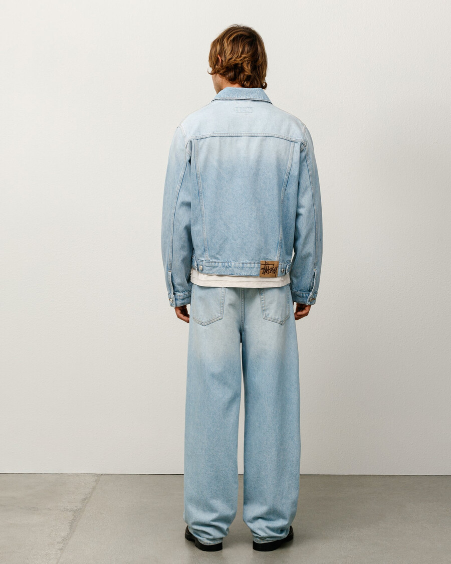 truckerjacke aus denim