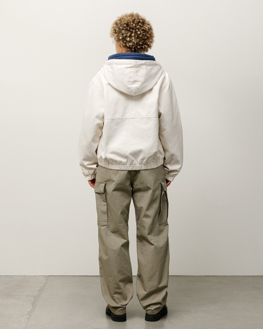 isolierte arbeitsjacke aus canvas