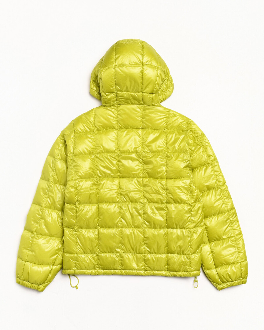 mittelschwere kapuzen-daunenjacke