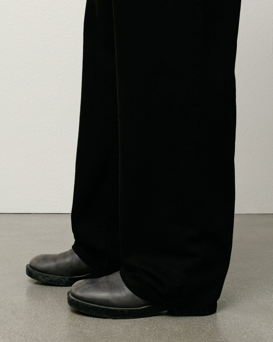 große alte hose überfärbt